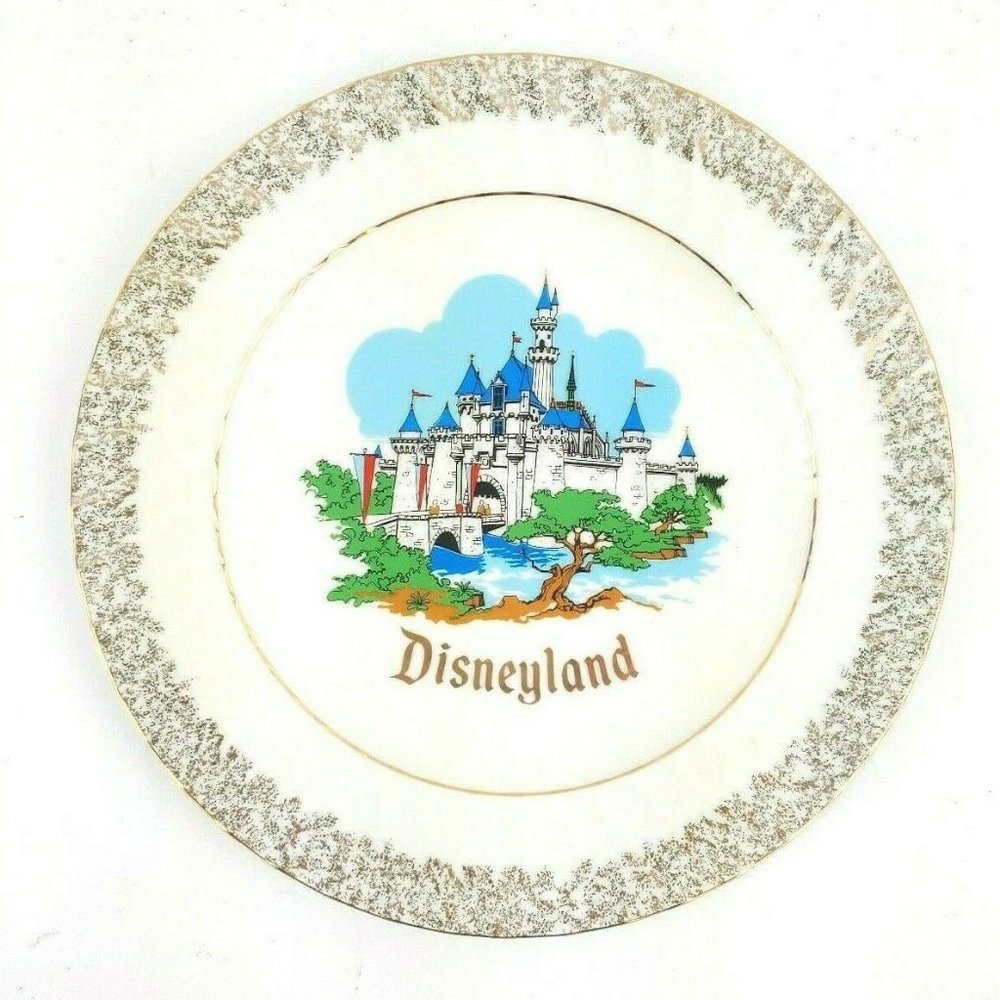 Disneyland Collectors Plate 10"